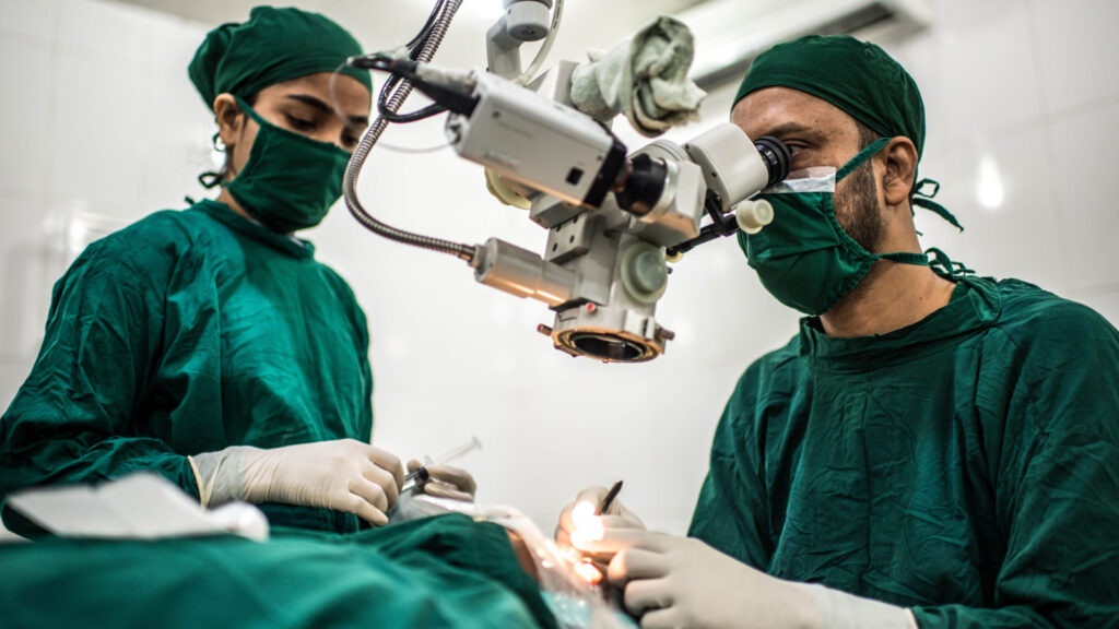 Things you shouldn’t dare to do after a cataract surgery